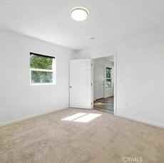 832 W 17th St #NA - Photo 3 of 17