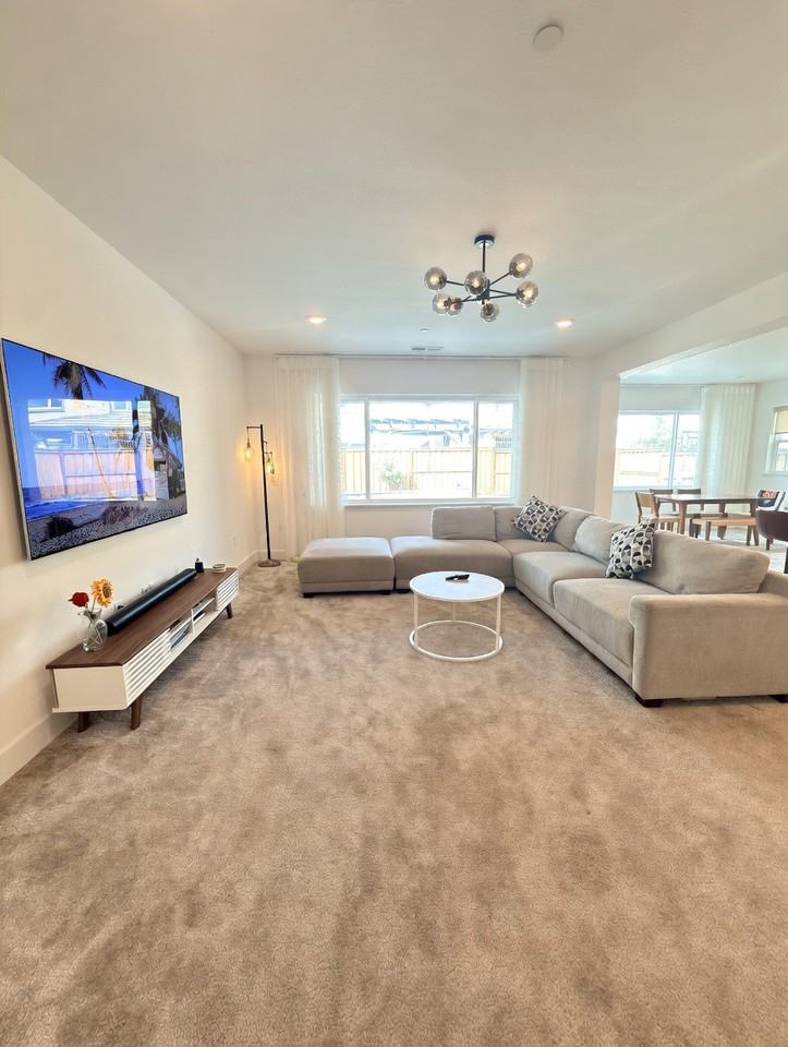 2851 Mulholland Dr #NA - Photo 3 of 23