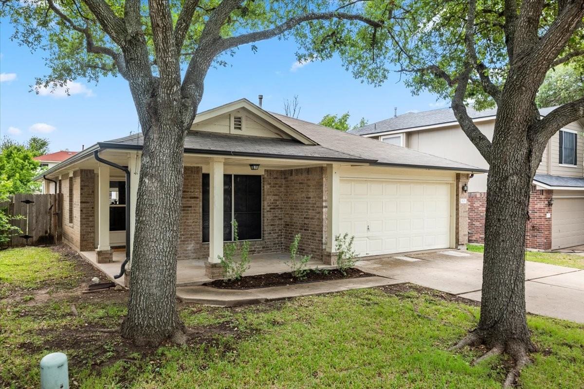 1125 Vincent Pl #NA - Photo 3 of 40