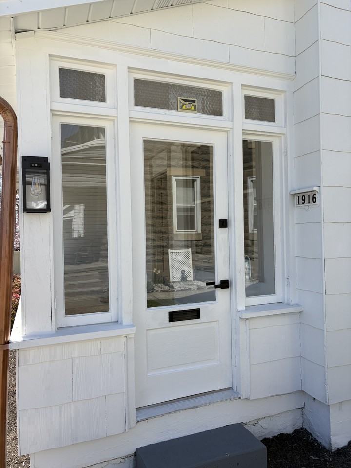 1916 Washington Ave #NA - Photo 3 of 41