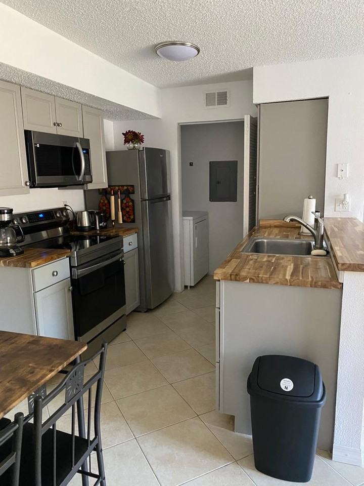 2202 Arbour Walk Cir #2114 - Photo 4 of 18