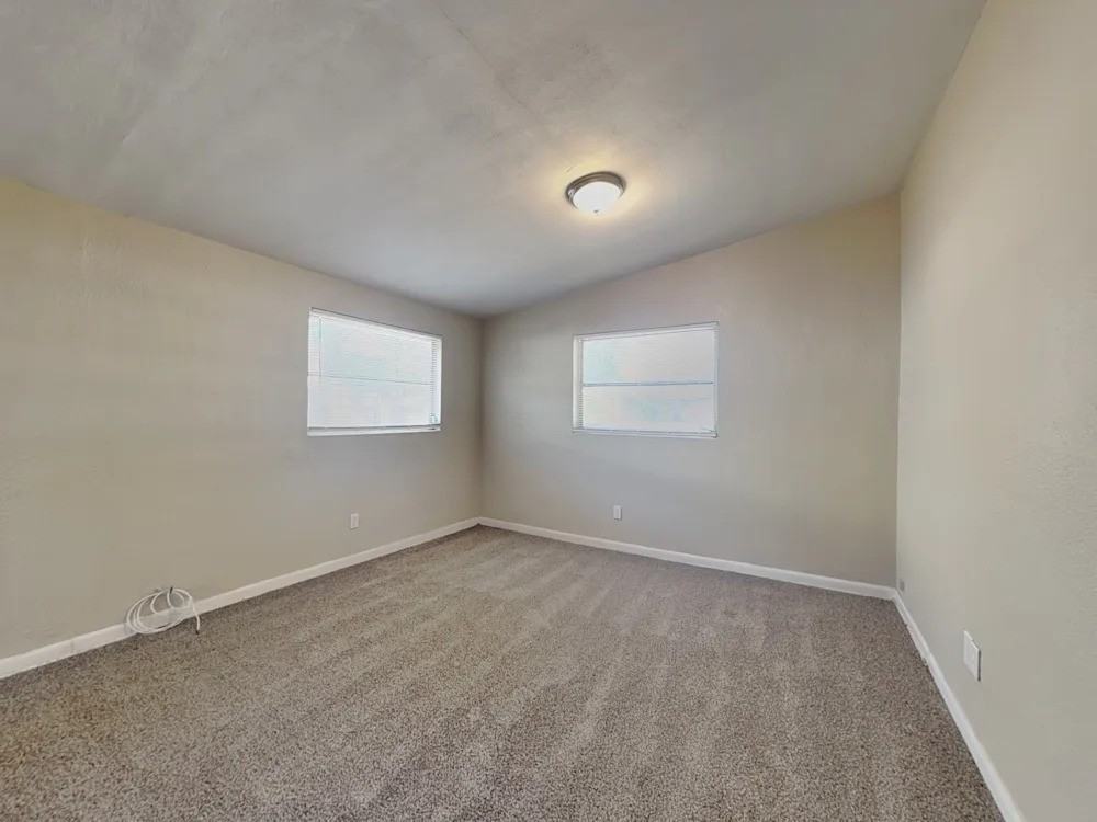 2239 Curtis Dr S #NA - Photo 4 of 7