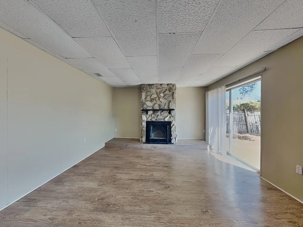 2239 Curtis Dr S #NA - Photo 5 of 7