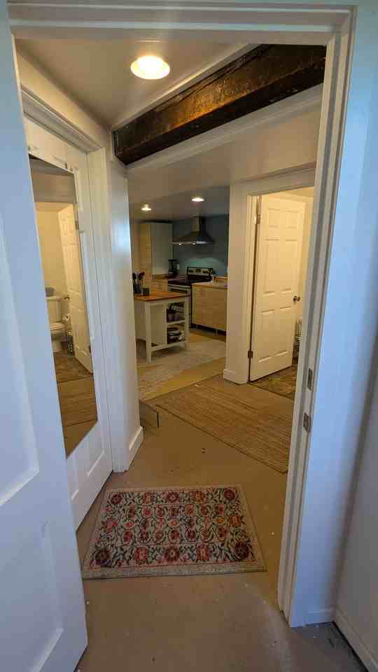 5608 Brooklyn Ave Ne #NA - Photo 3 of 10