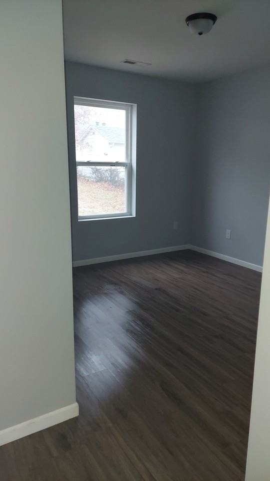 616 S Western St #NA - Photo 2 of 8