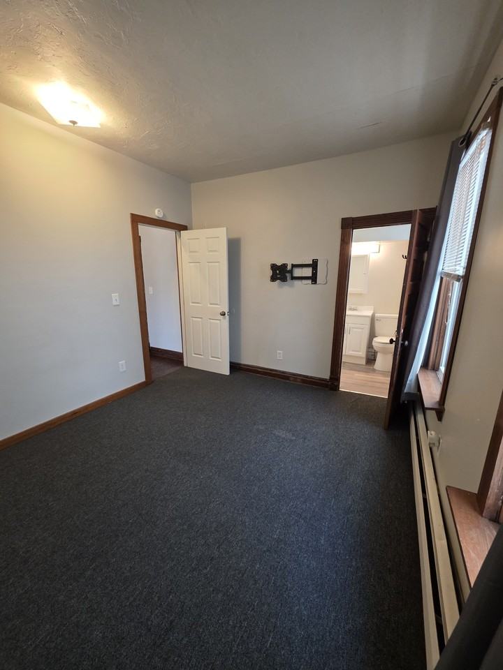 225 Pleasant Street #1 - Photo 4 of 12