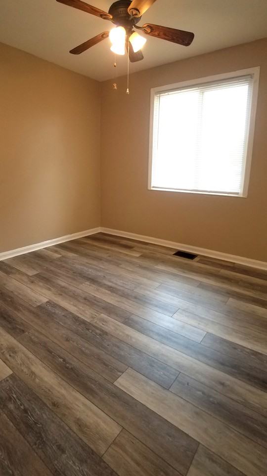 1002 Stanley Ave #NA - Photo 7 of 10