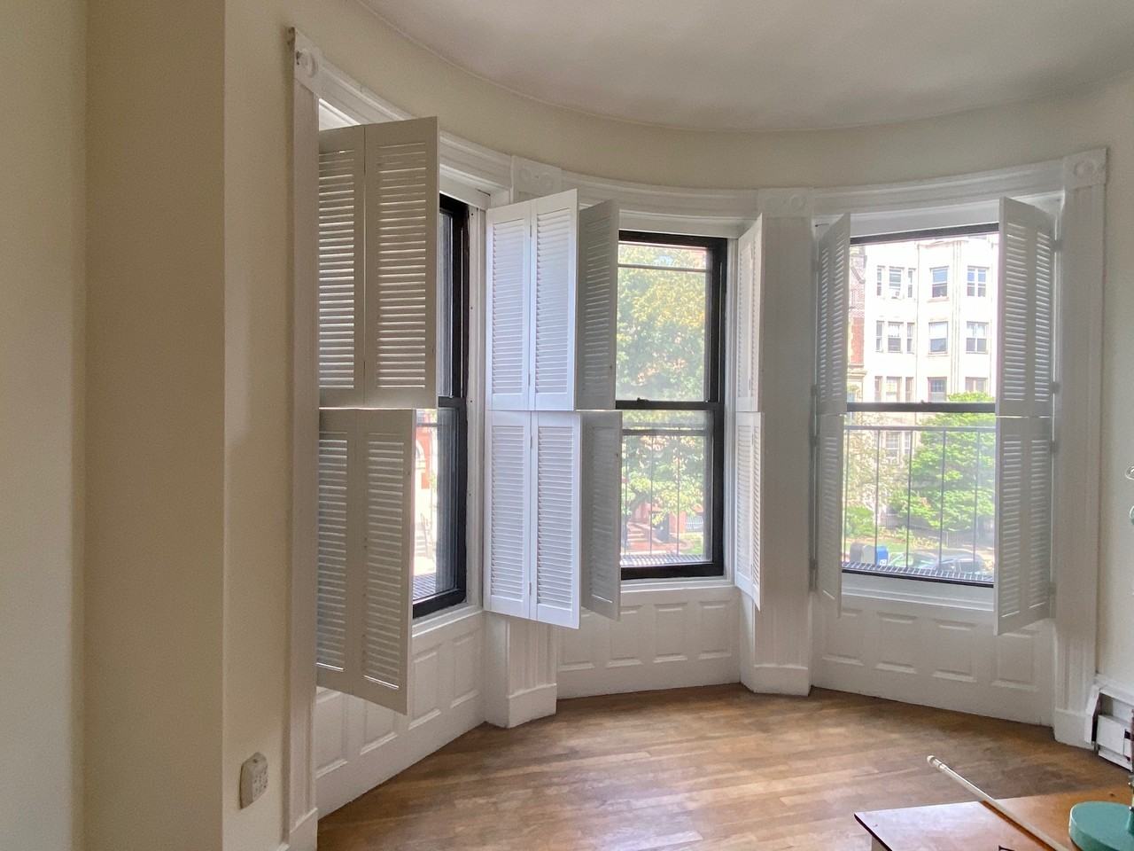 529 Beacon St #12A