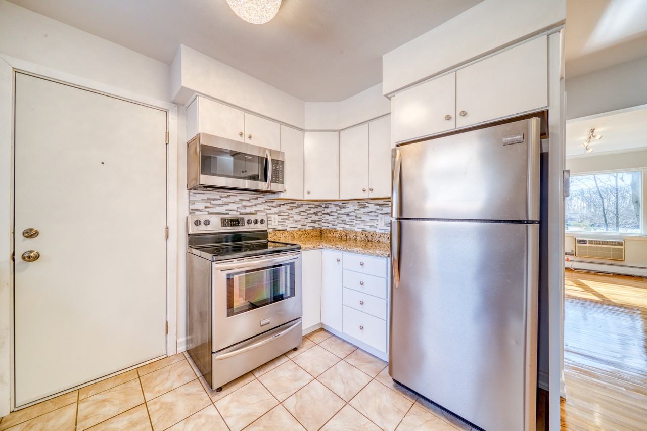 12 Rolling Ridge Rd #B - Photo 2 of 9