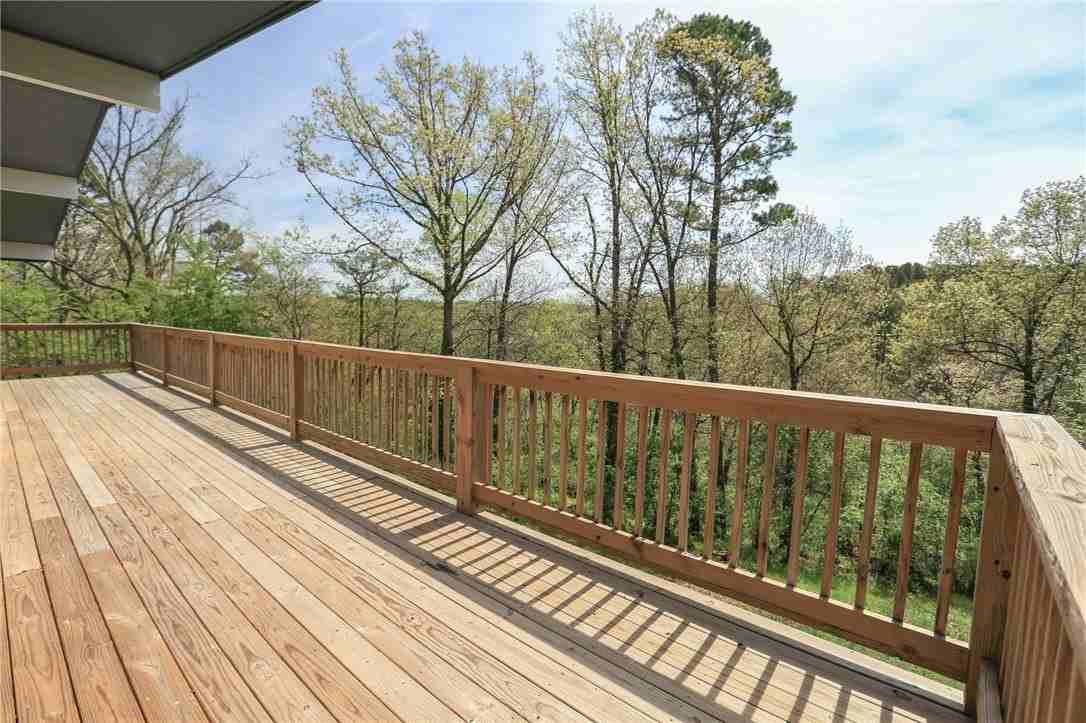 42 Hope Dr - Photo 4 of 37