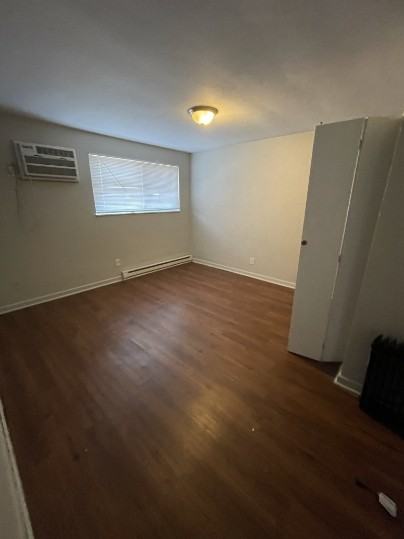 3344 Stathem AvenueUnit 4 #3344-4 - Photo 4 of 5