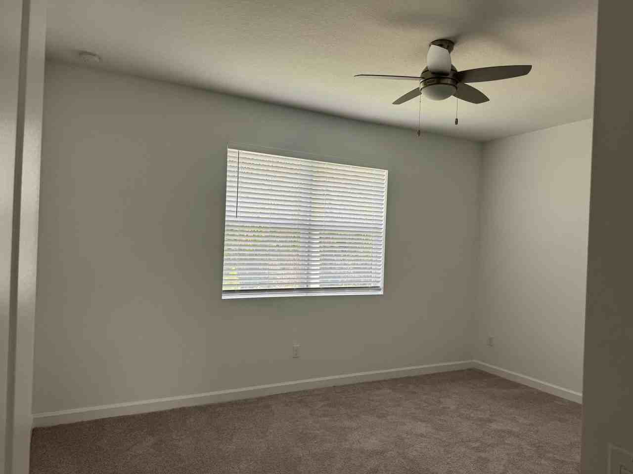 4663 Hollister Ave - Photo 5 of 8