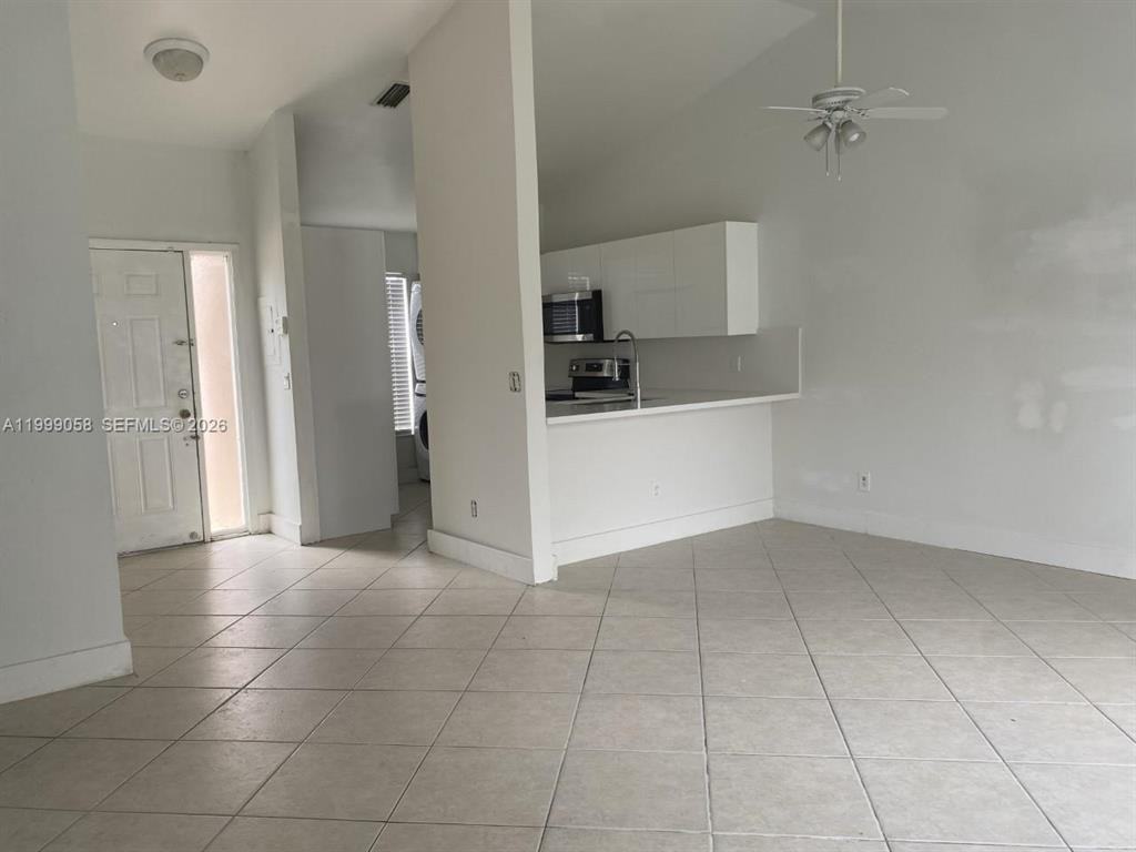 Se 8th St - Photo 4 of 8