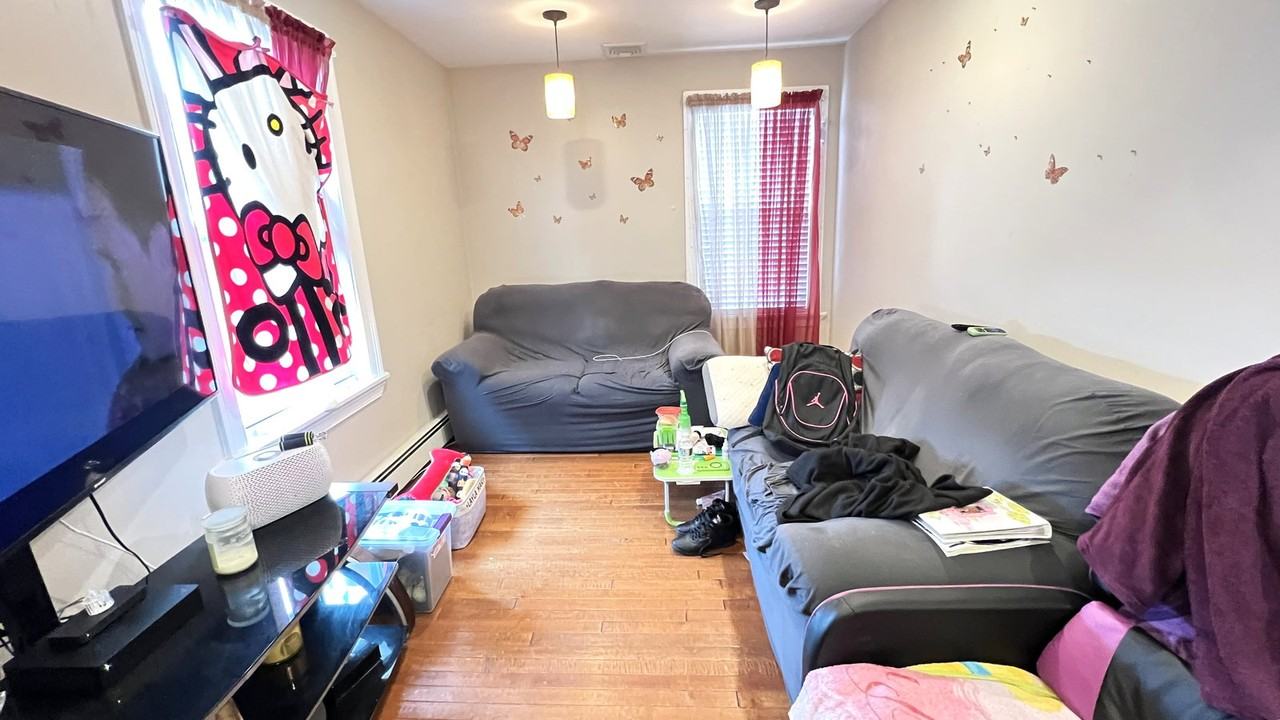 3 Mill Street Ct #2 - Photo 3 of 8