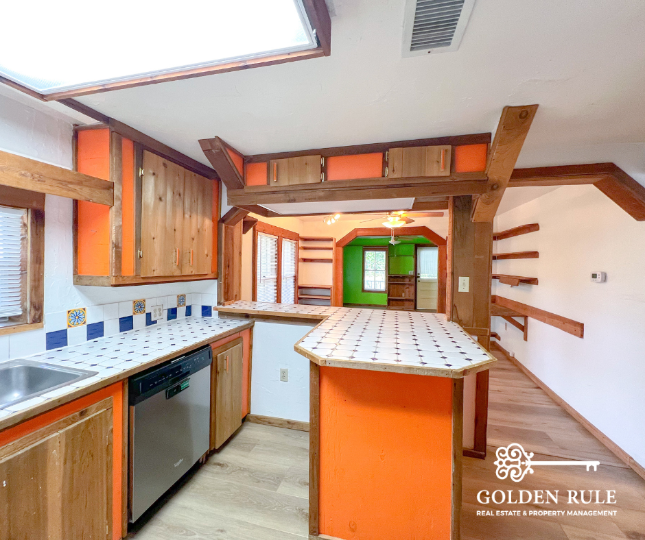 25825 W Newberry Rd #1 - Photo 6 of 14