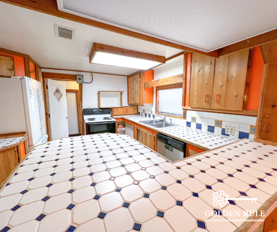 25825 W Newberry Rd #1 - Photo 7 of 14