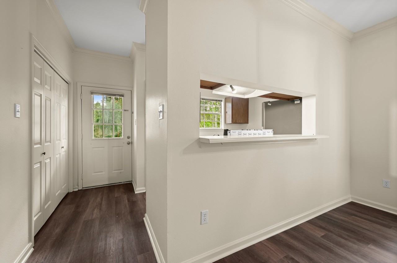 5374 Rosedown CourtUnit 128 #128 - Photo 6 of 19