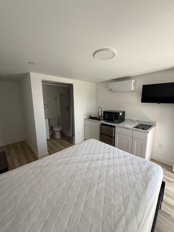 W Krall St - Photo 7 of 12