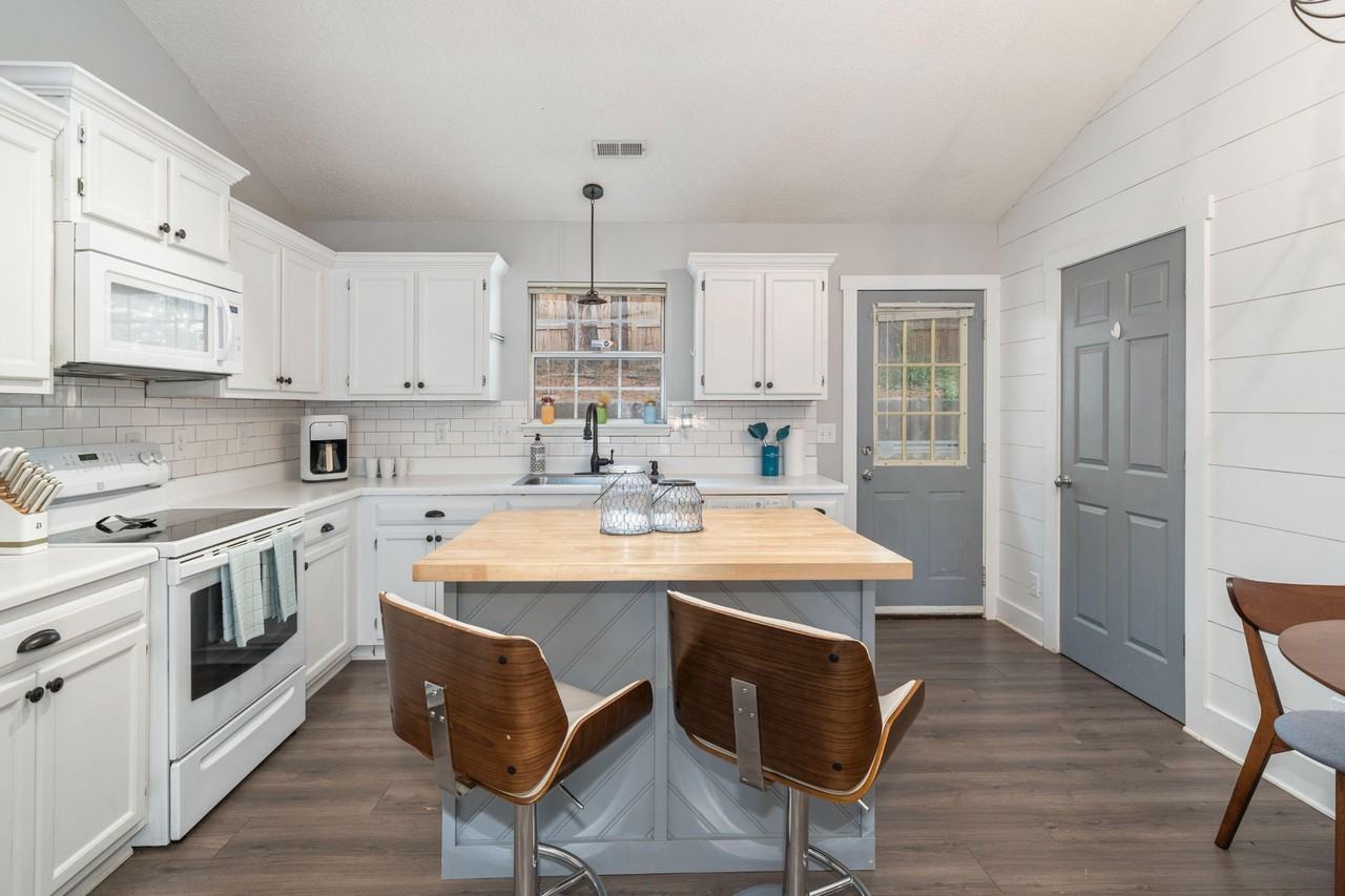 High Ridge Dr - Photo 6 of 22