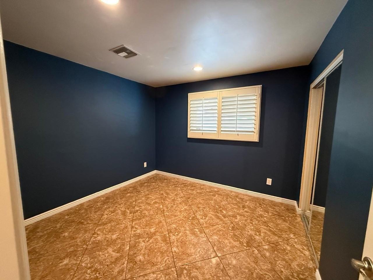 4028 W Augusta Ave - Photo 6 of 18