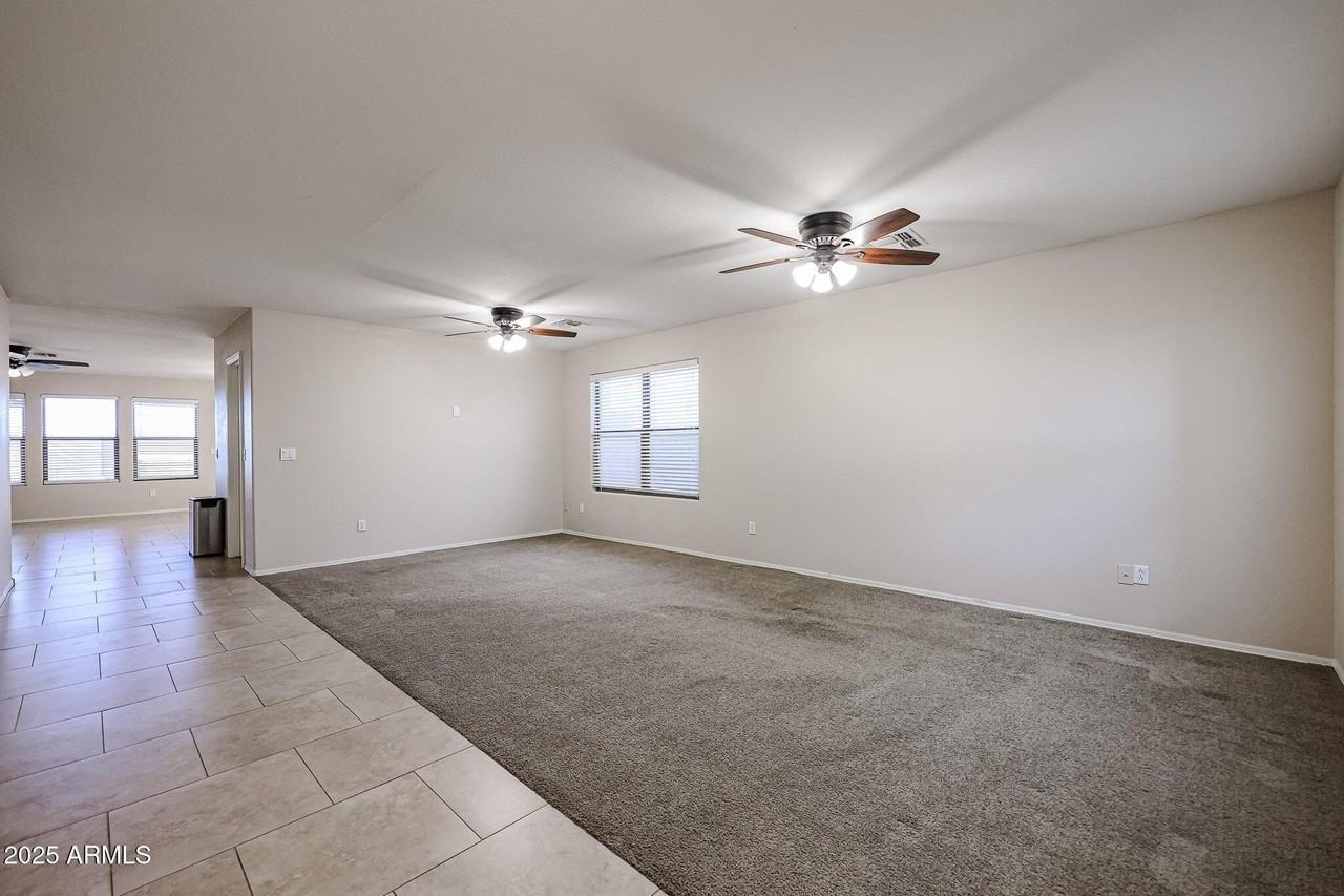 26224 N 40th Pl - Photo 4 of 39