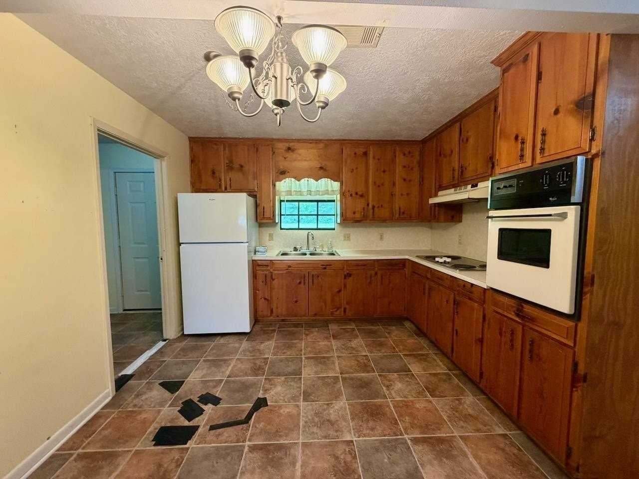 322 N Lhs Dr - Photo 6 of 27