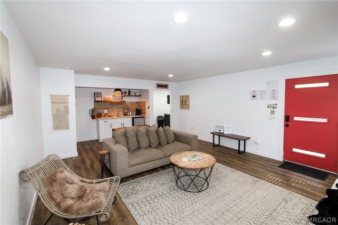 374 Knight Ave - Photo 7 of 31