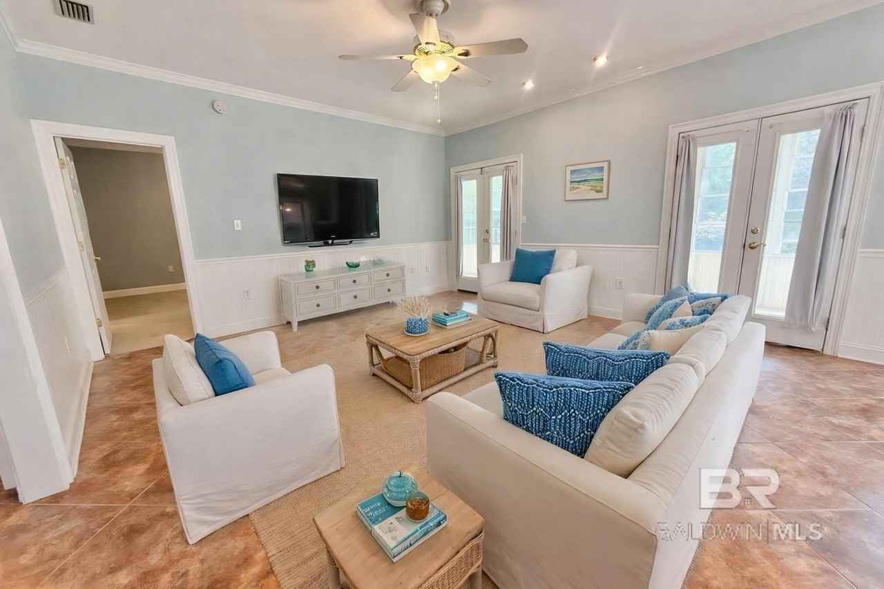 4216 Antigua Ct - Photo 2 of 32