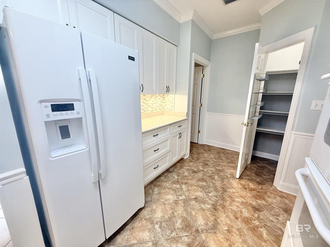 4216 Antigua Ct - Photo 5 of 32