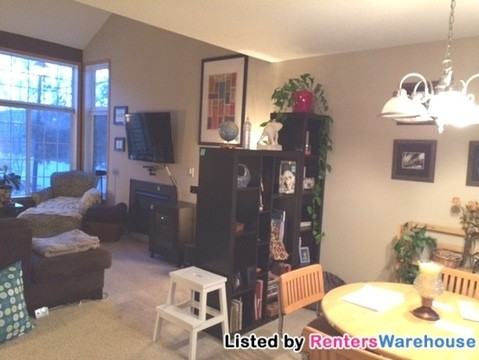 1322 Council Oaks Dr - Photo 3 of 9