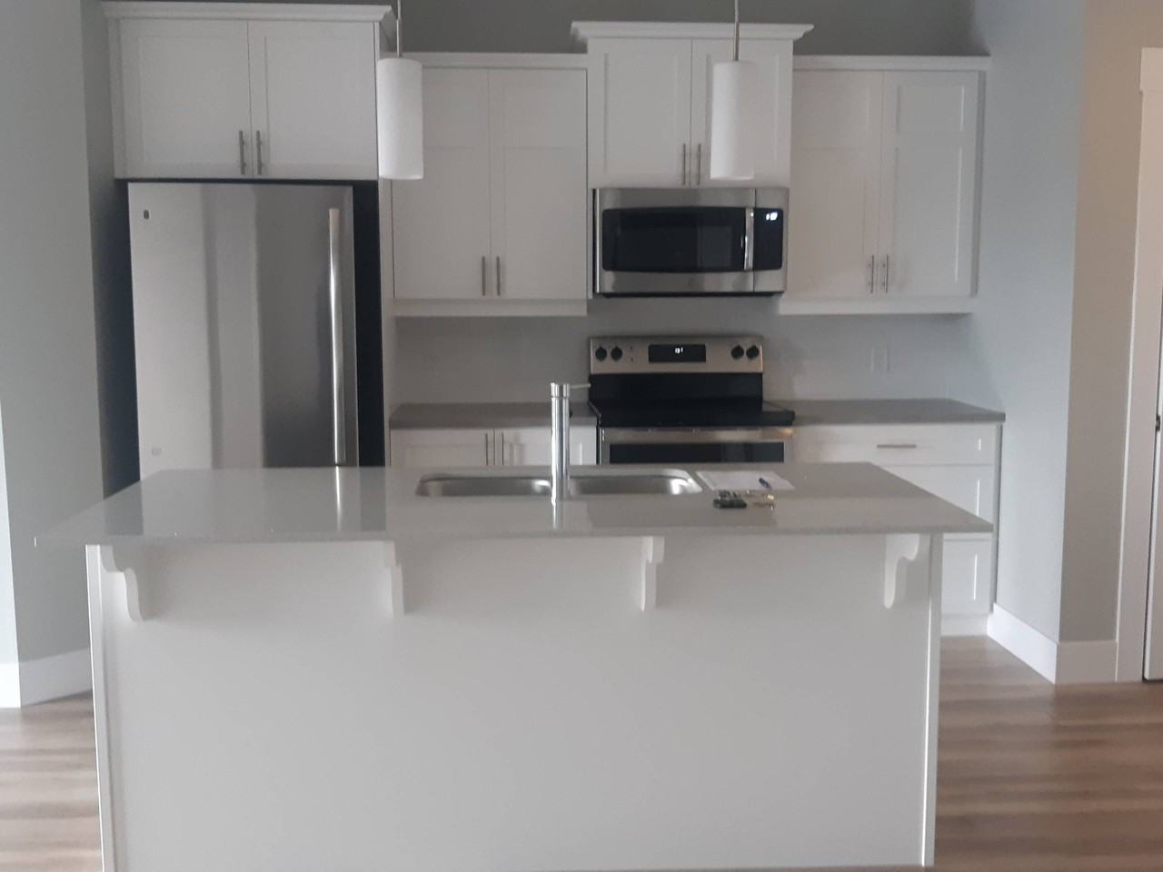 85 Fieldstone Crt #306 - Photo 4 of 17