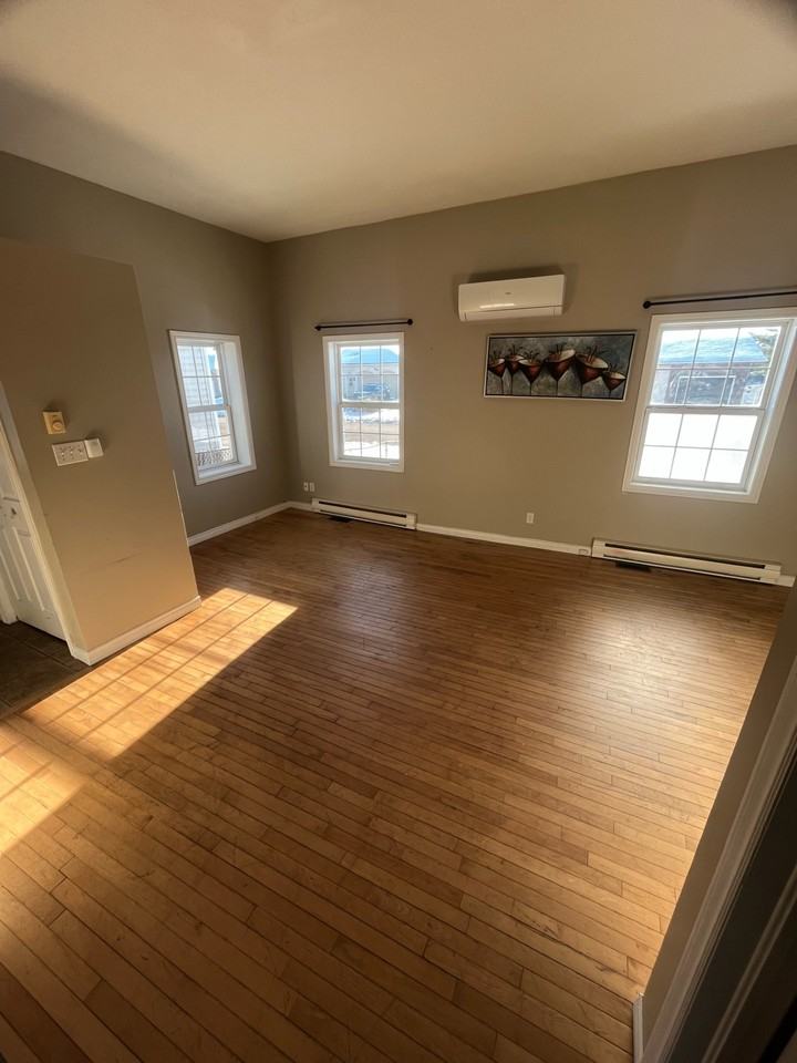 185 Rue Orléans #A - Photo 2 of 10