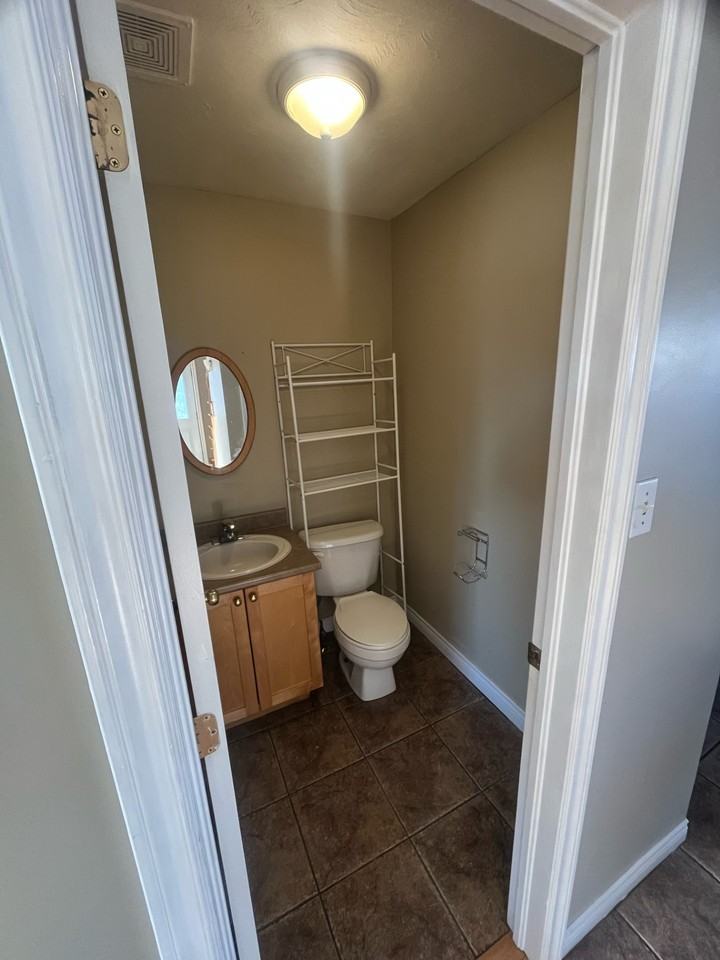 185 Rue Orléans #A - Photo 7 of 10