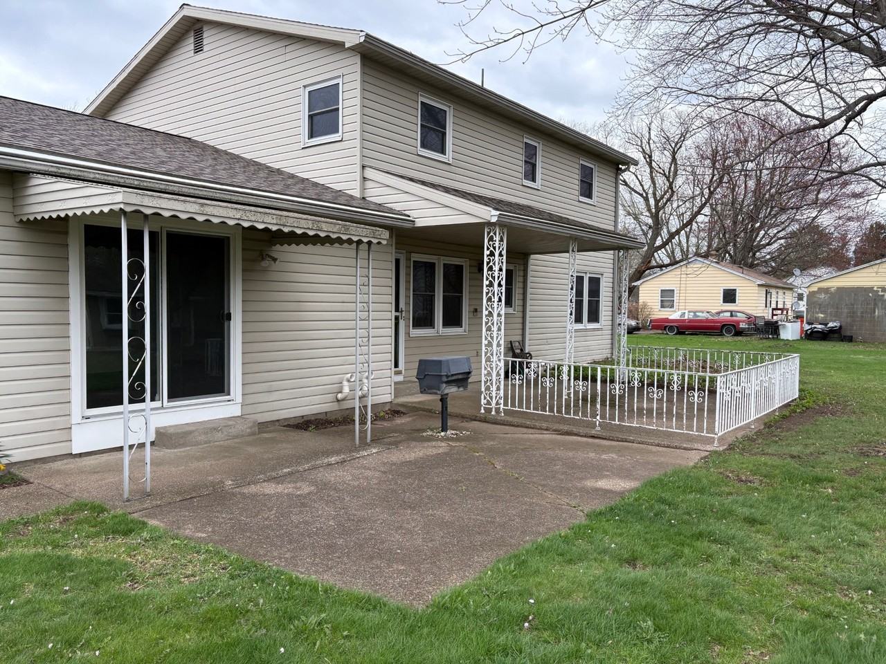 3603 Brierwood Dr #1 - Photo 3 of 20