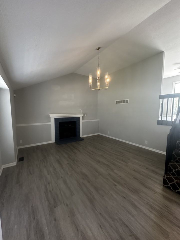 9911 Parkview Ave #1 - Photo 2 of 10