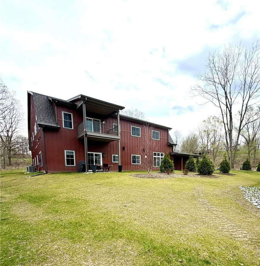 640 Jefferson Ave #B3 - Photo 2 of 50