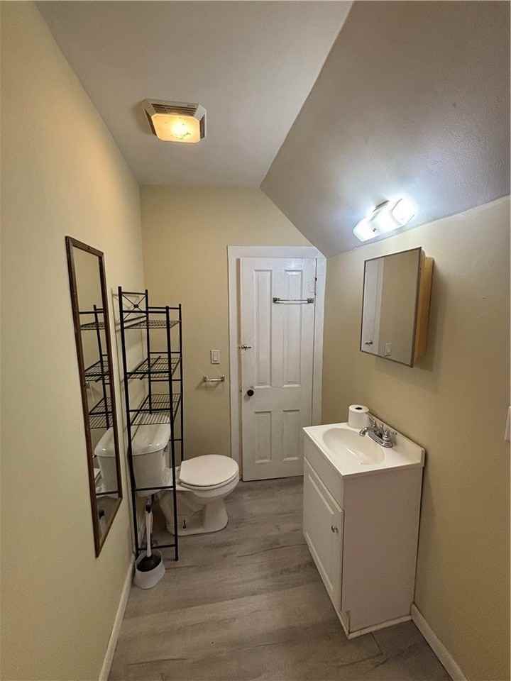 1056 Walnut St #4 - Photo 6 of 6