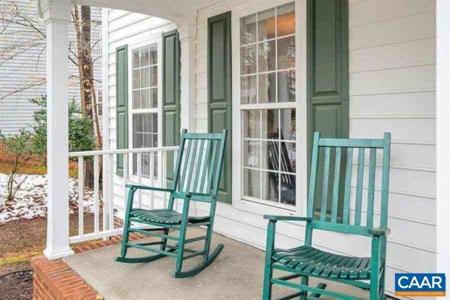 1150 River Oaks Ln - Photo 3 of 43