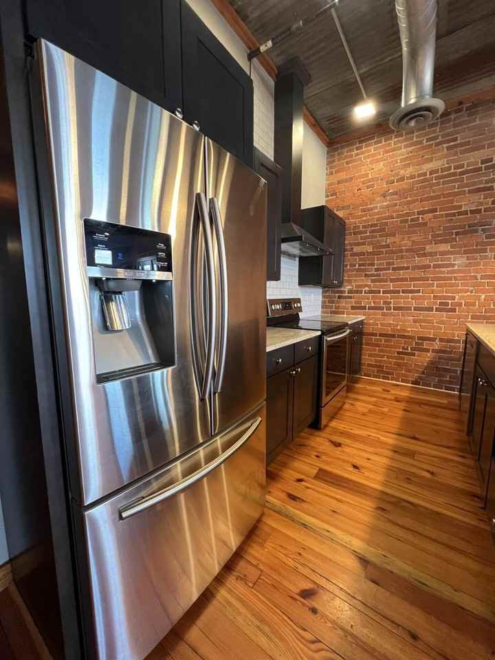 431 S Columbus St #B - Photo 6 of 19