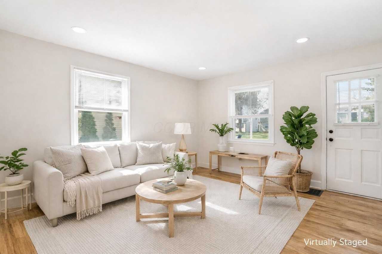 1654 Ashland Ave - Photo 4 of 35