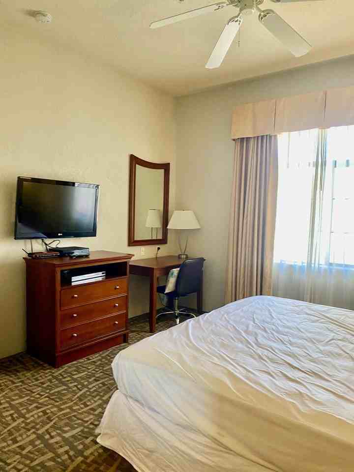 50680 Santa Rosa Plz #7 - Photo 5 of 8