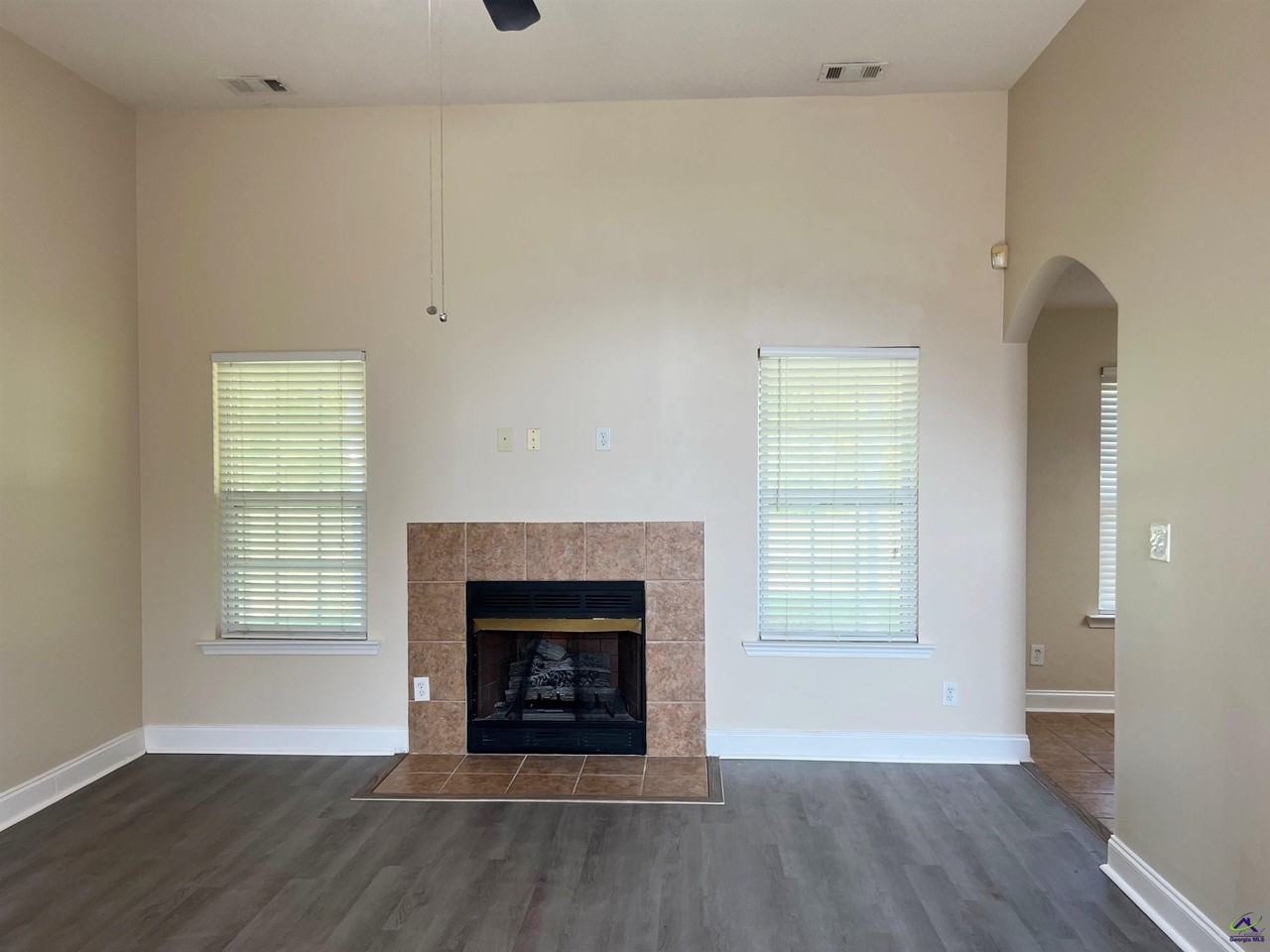 101 Mallards Landing Dr - Photo 4 of 31