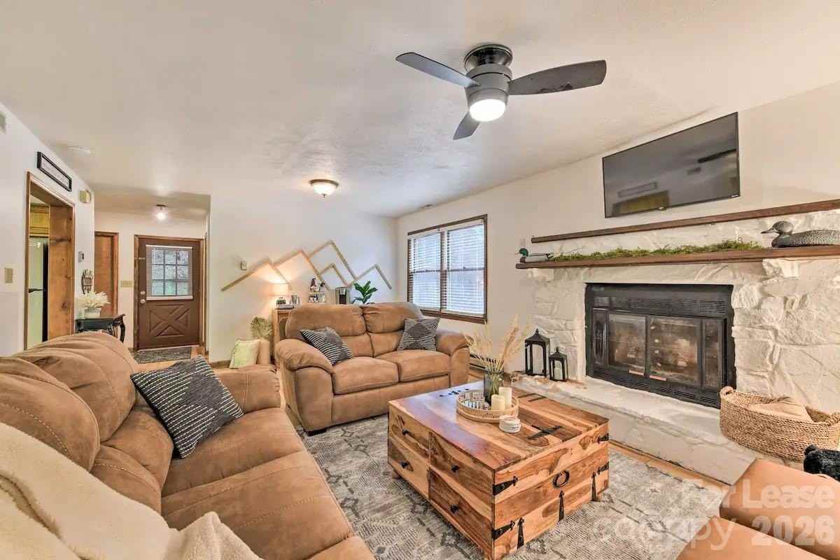 106 Sage Crk - Photo 2 of 13