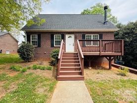 23 44th Avenue Pl Ne - Photo 1 of 1