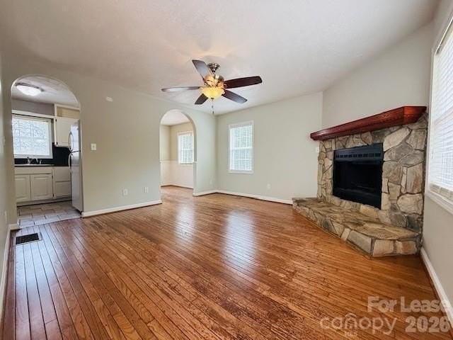 23 44th Avenue Pl Ne - Photo 3 of 16