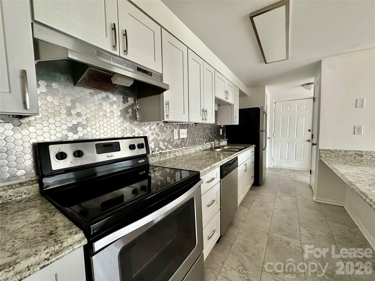 1645 Arlyn Cir - Photo 7 of 22