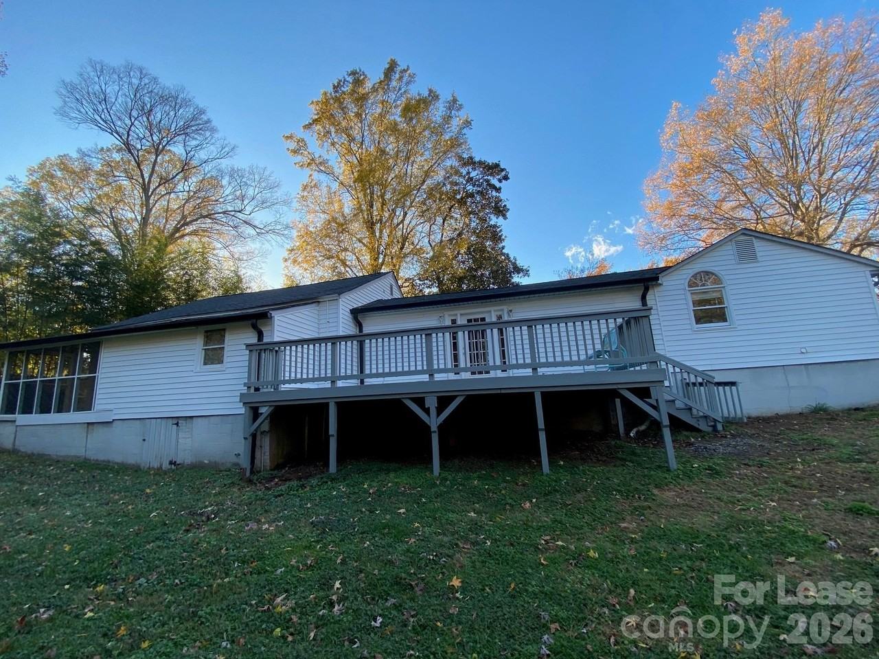 4415 Garris Rd - Photo 3 of 16