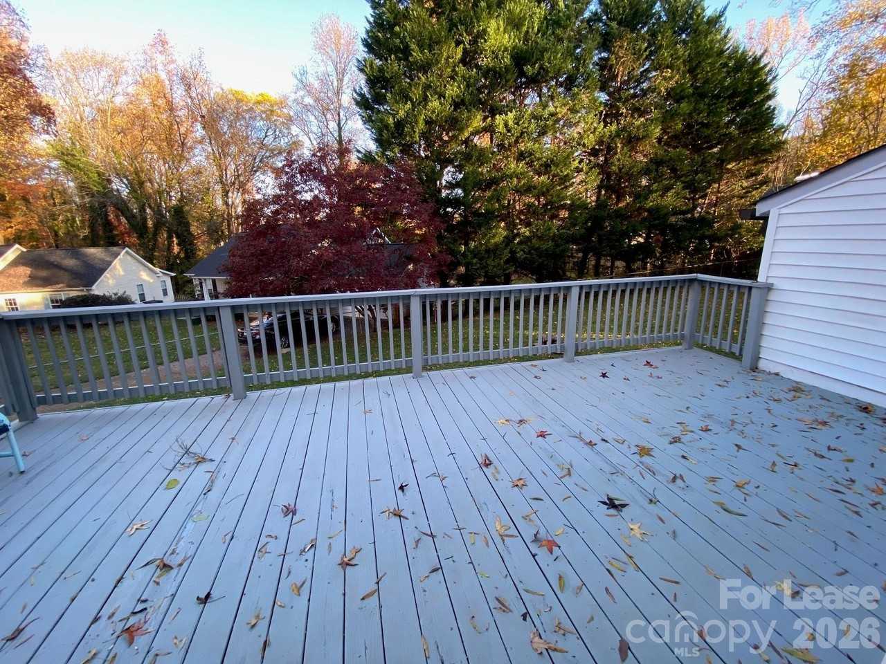 4415 Garris Rd - Photo 4 of 16