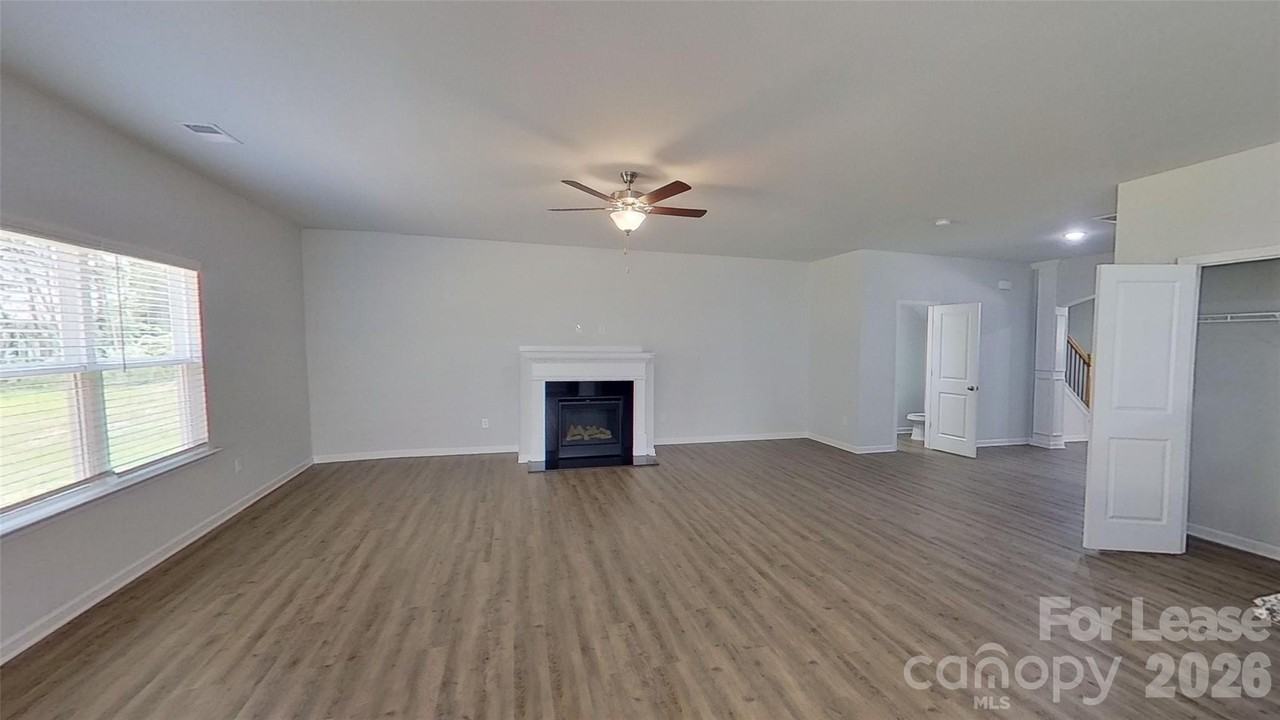 4509 Cecilia Ln - Photo 6 of 15