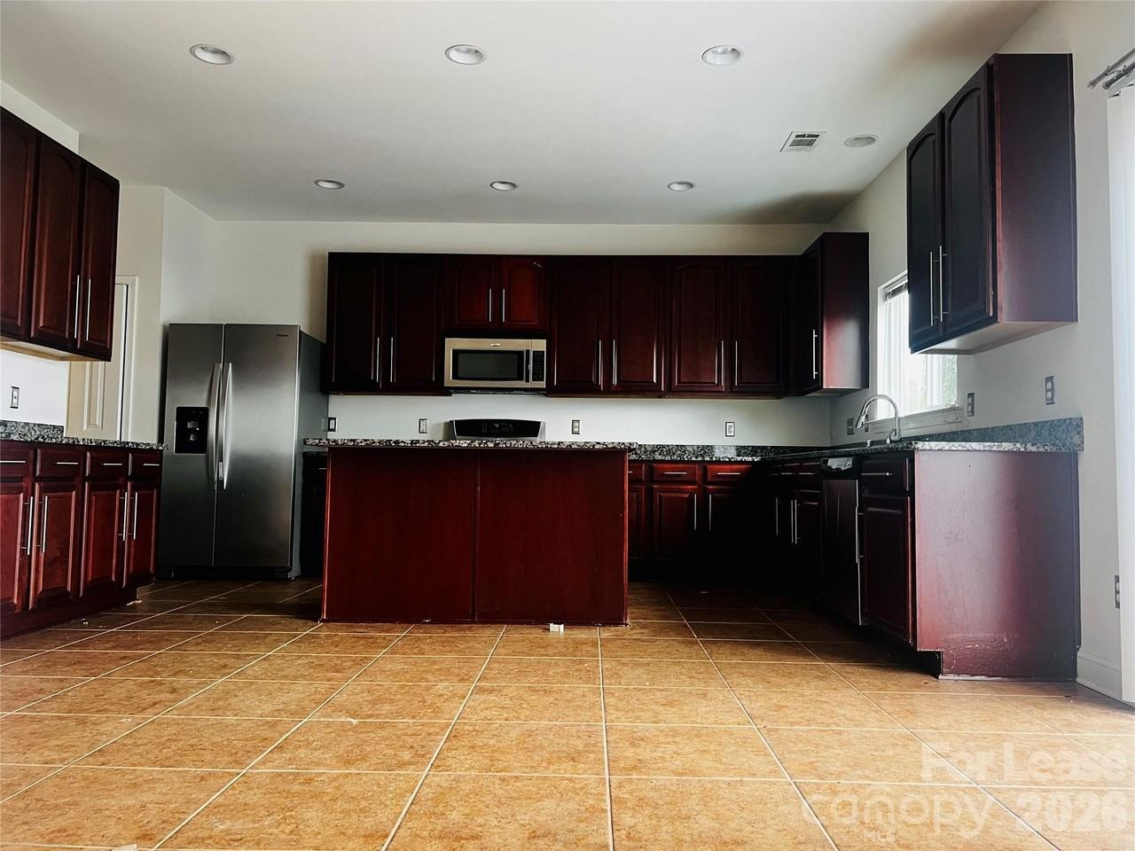 12918 Tahoe Dr - Photo 3 of 10